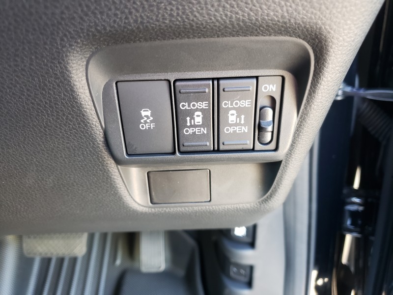 フリード16枚目