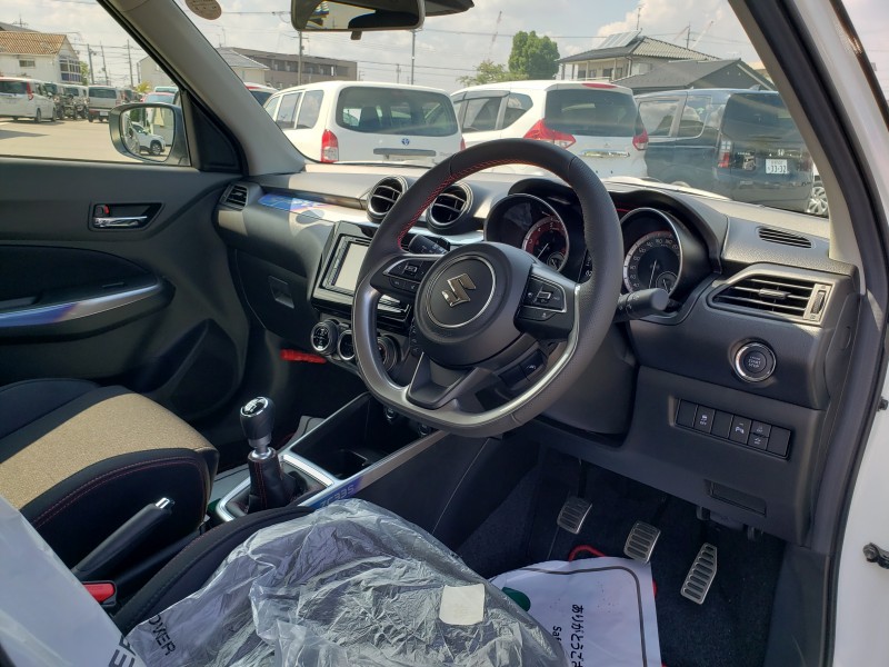 スイフトスポーツ13枚目