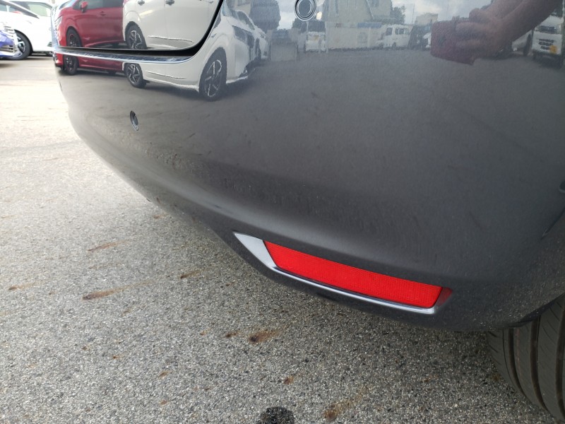 フィット13枚目