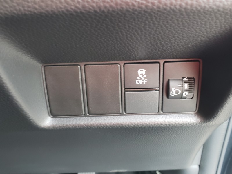 フィット16枚目