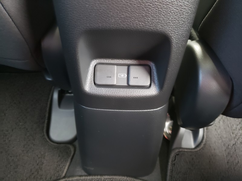 フィット32枚目