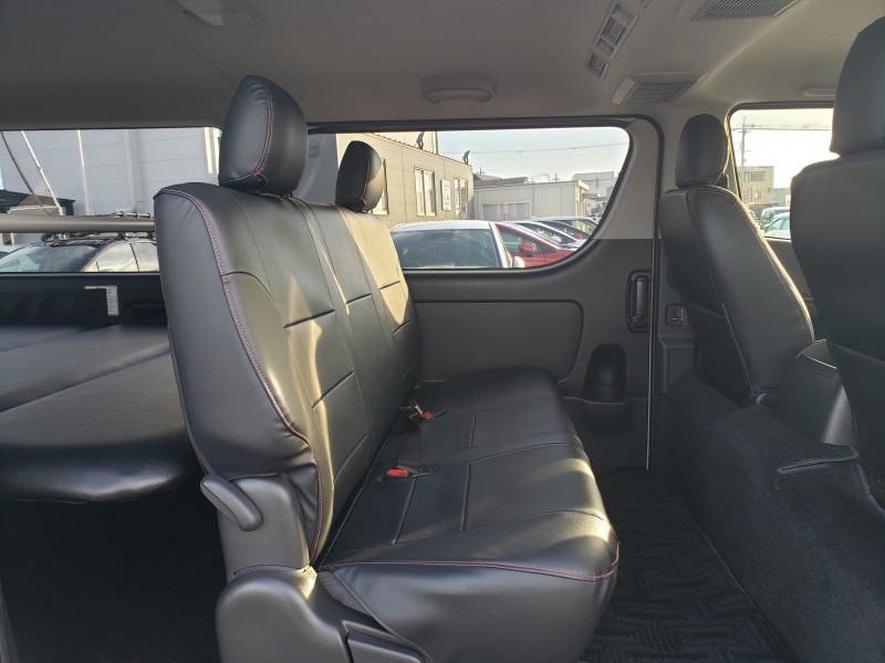 ハイエースバン37枚目