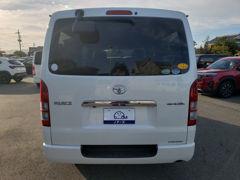 ハイエースバン6枚目