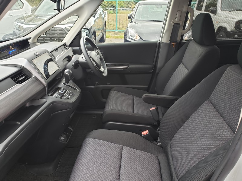 フリードプラス32枚目