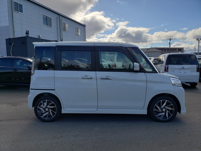 スペーシア4枚目