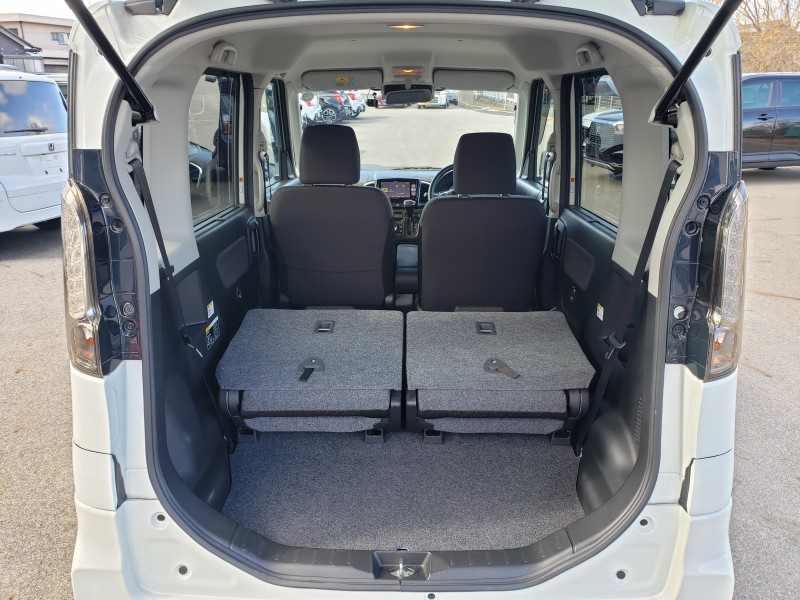 スペーシア8枚目