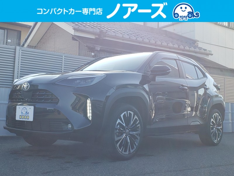 ヤリスクロス1枚目