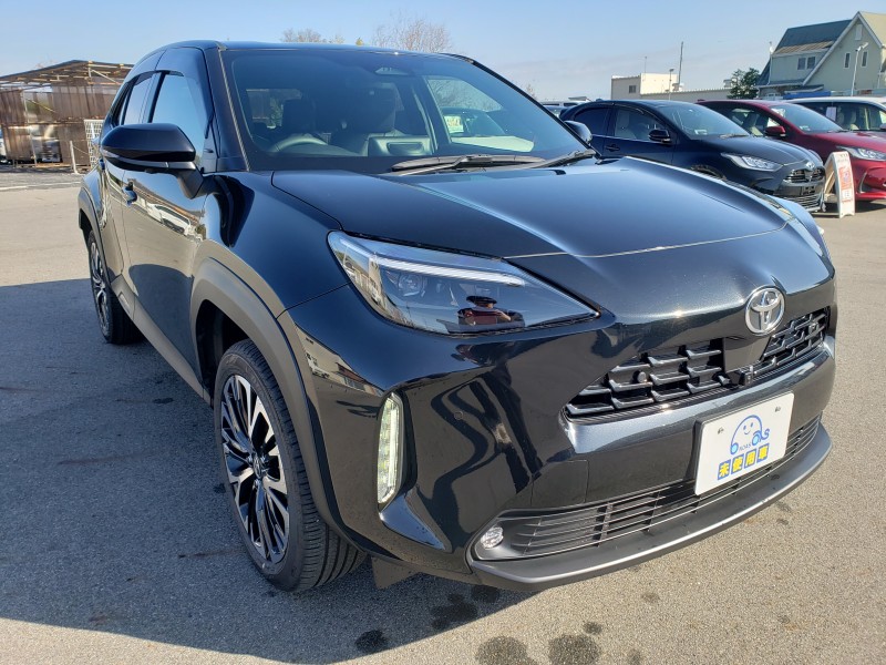 ヤリスクロス3枚目