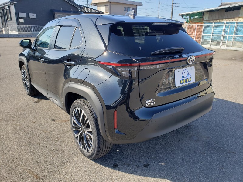 ヤリスクロス8枚目