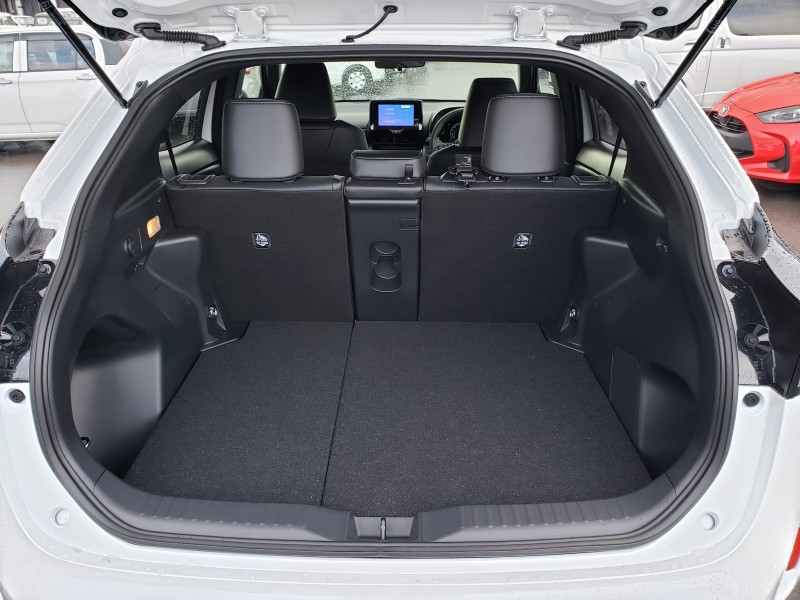 ヤリスクロス33枚目