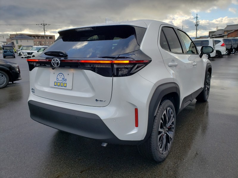 ヤリスクロス5枚目