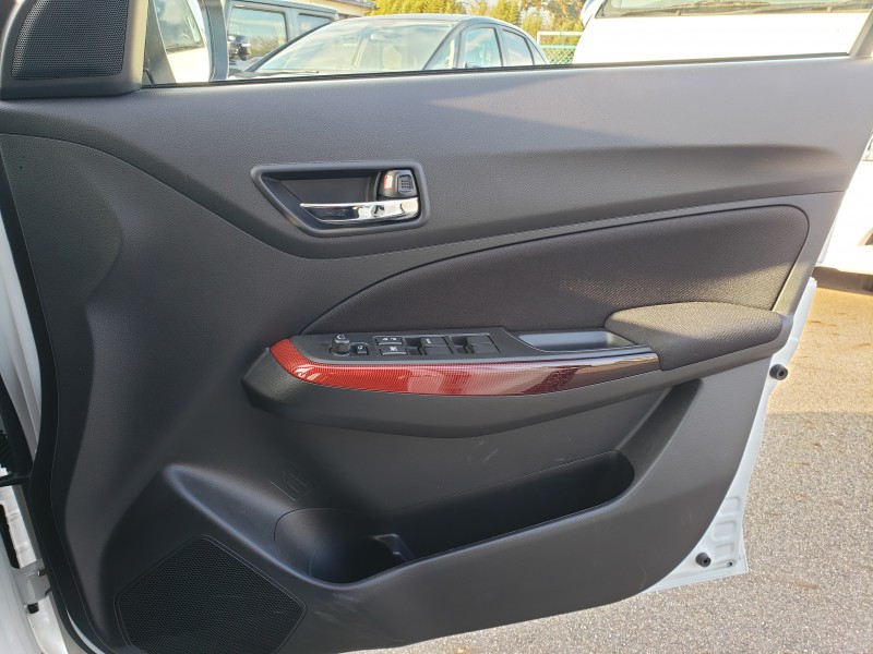 スイフトスポーツ16枚目