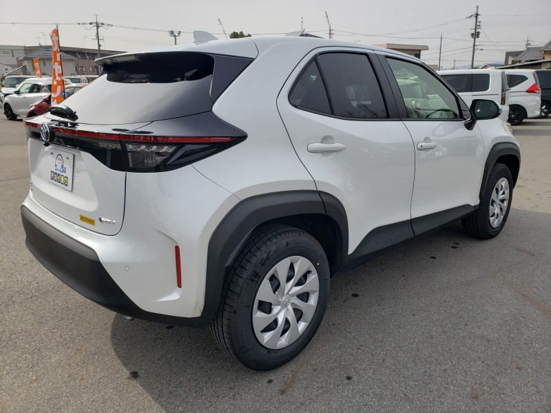 ヤリスクロス5枚目