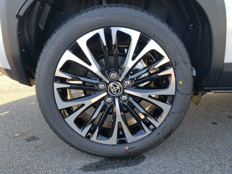 ヤリスクロス14枚目