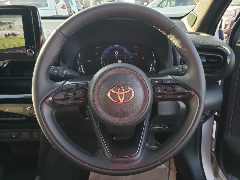 ヤリスクロス18枚目