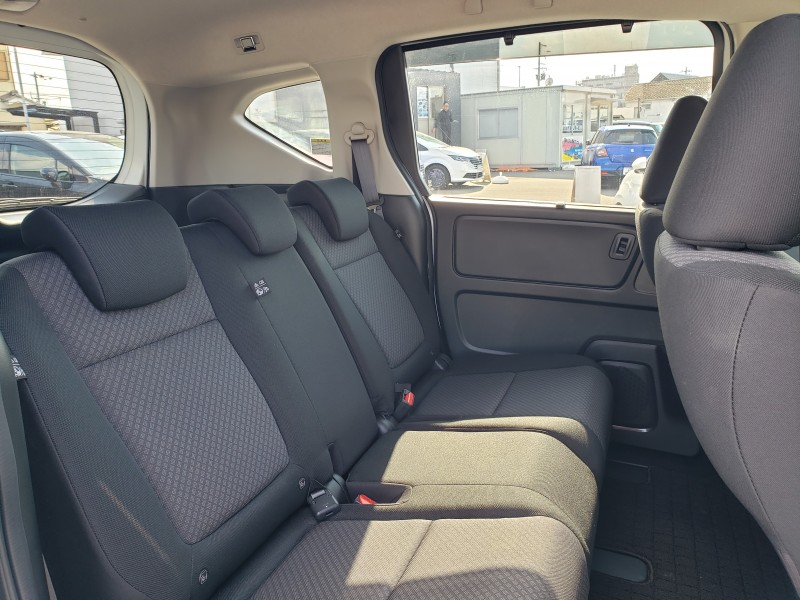 フリードプラス29枚目