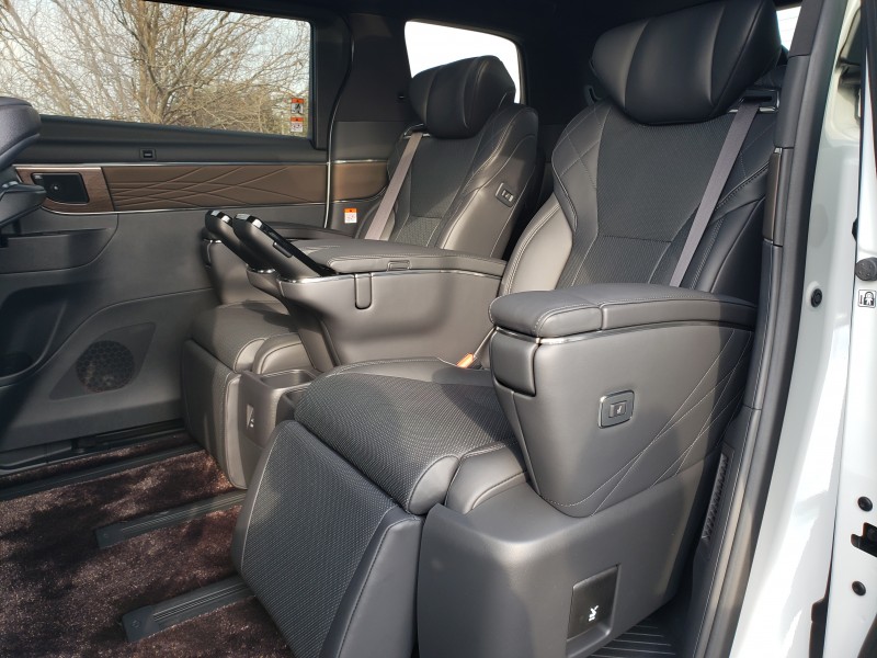 アルファード38枚目