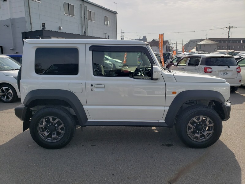 ジムニーシエラ4枚目