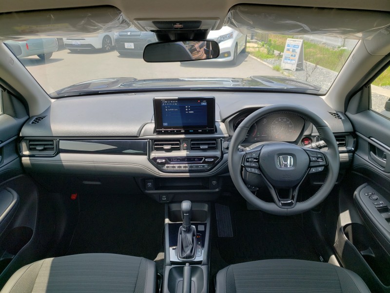 WR-V38枚目