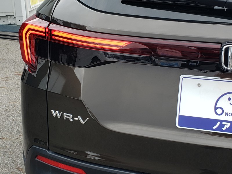 WR-V28枚目
